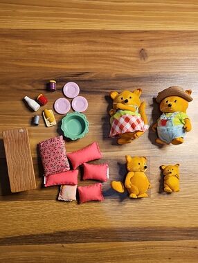 Li'l Woodzeez Fox Family And Accessories